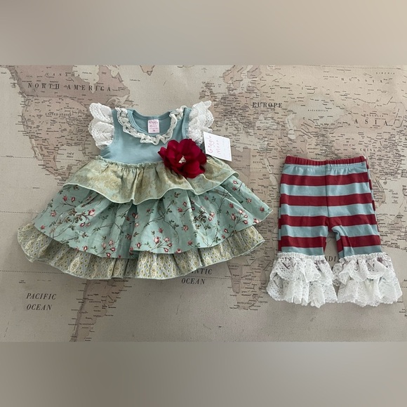 🆕Giggle Moon 9Mo Dress Set Shipped via USPS - Picture 1 of 5